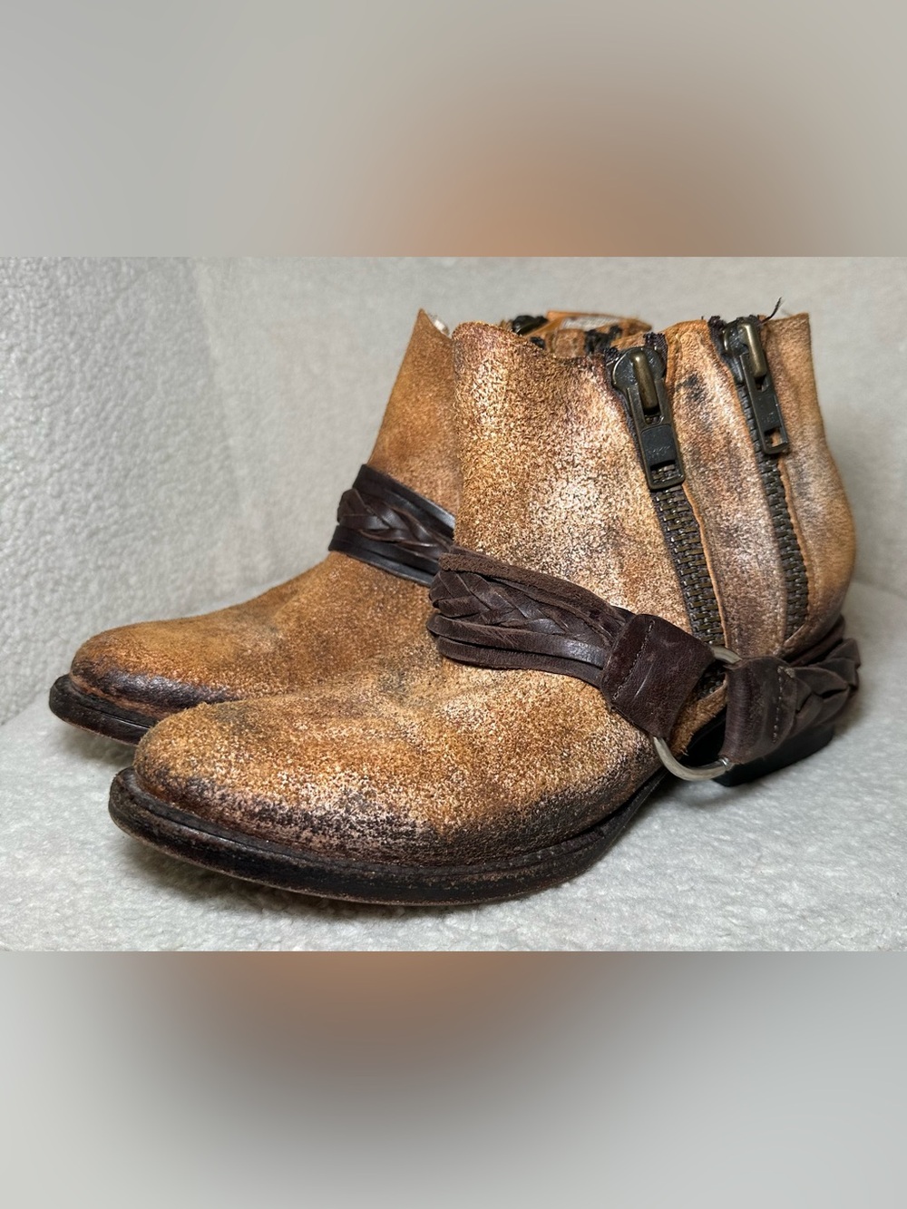 Freebird by Steven Clash Distressed Suede Tan Ankle Boots Western Festival Boho‎